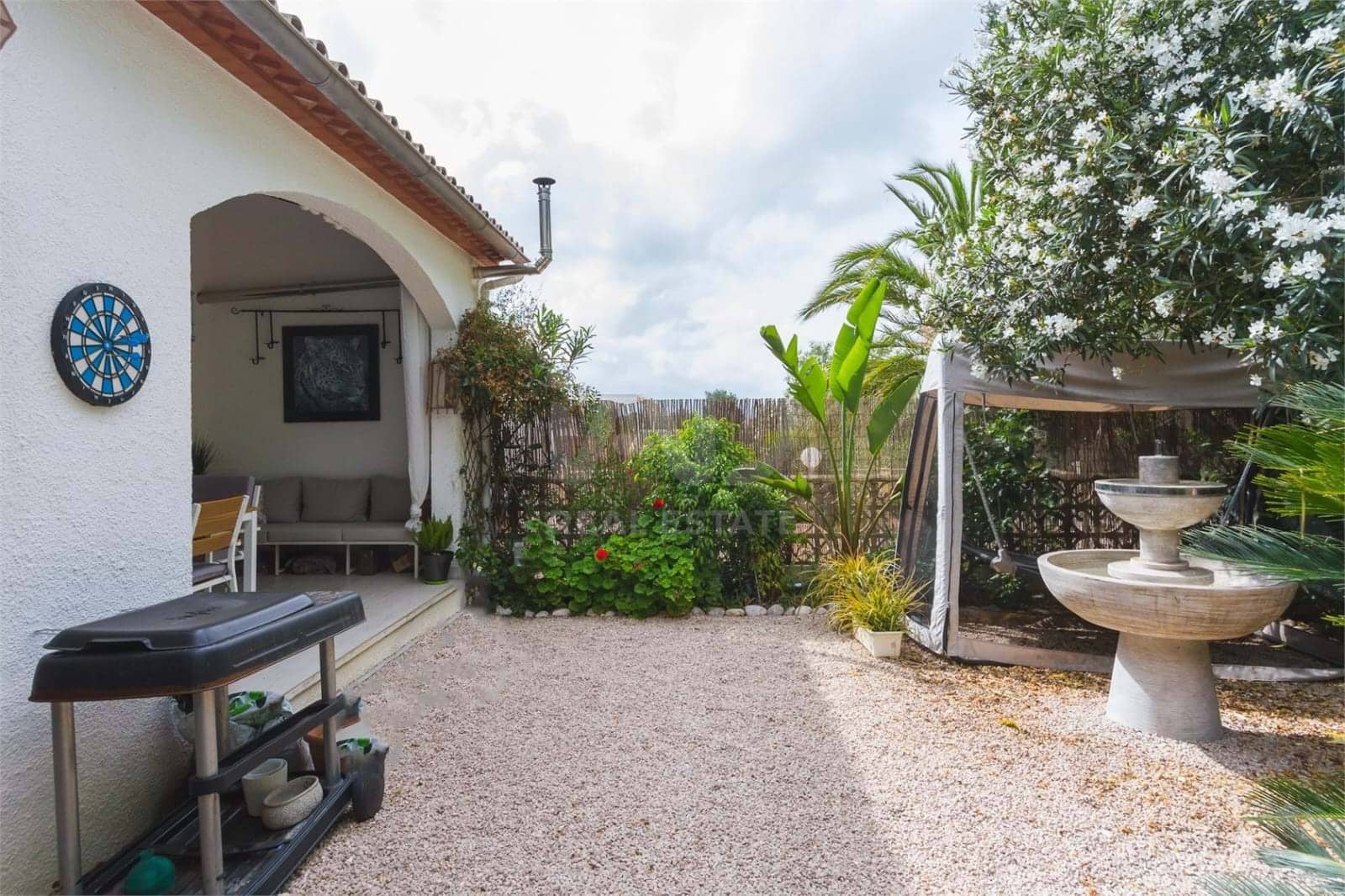 3 sovrum Radhus till salu i Alicante stad med pool - 330 000 € (Ref: 9988945)