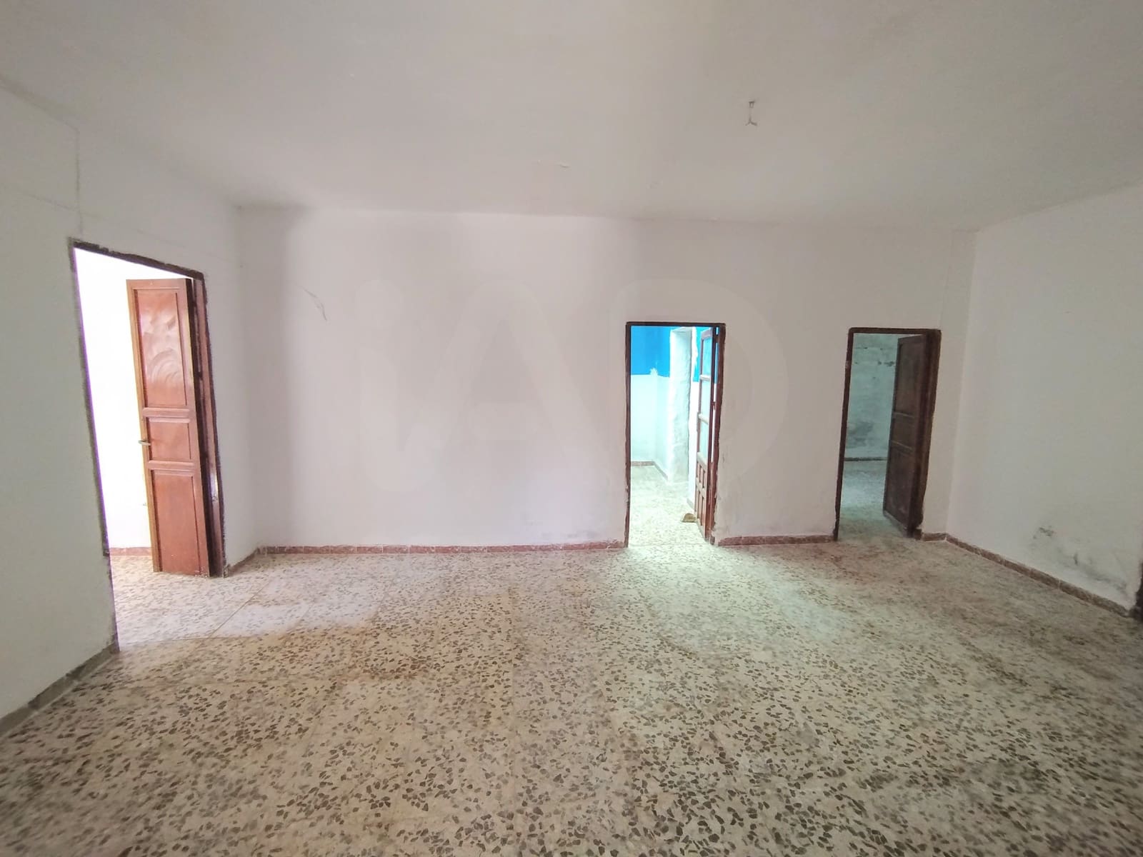 4 soverom Hus til salgs i Almeria by med svømmebasseng - € 46 000 (Ref: 9988946)