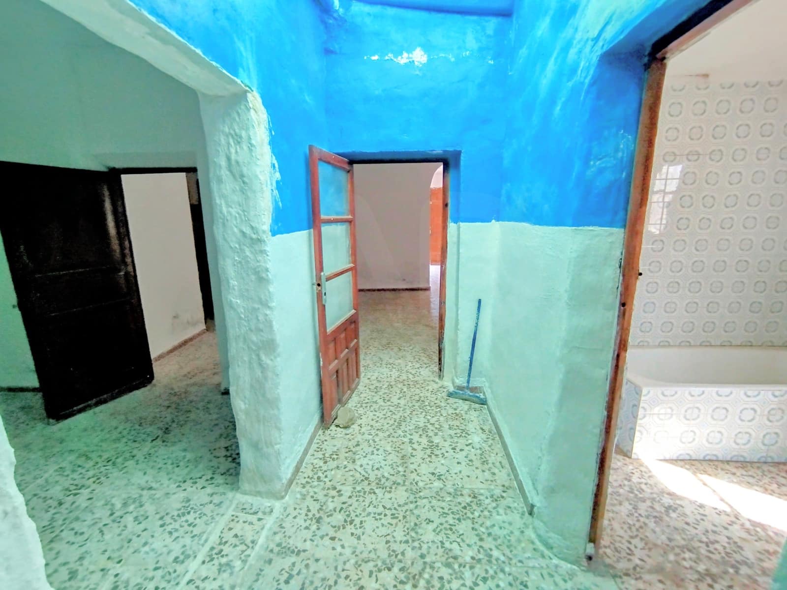 4 soverom Hus til salgs i Almeria by med svømmebasseng - € 46 000 (Ref: 9988946)