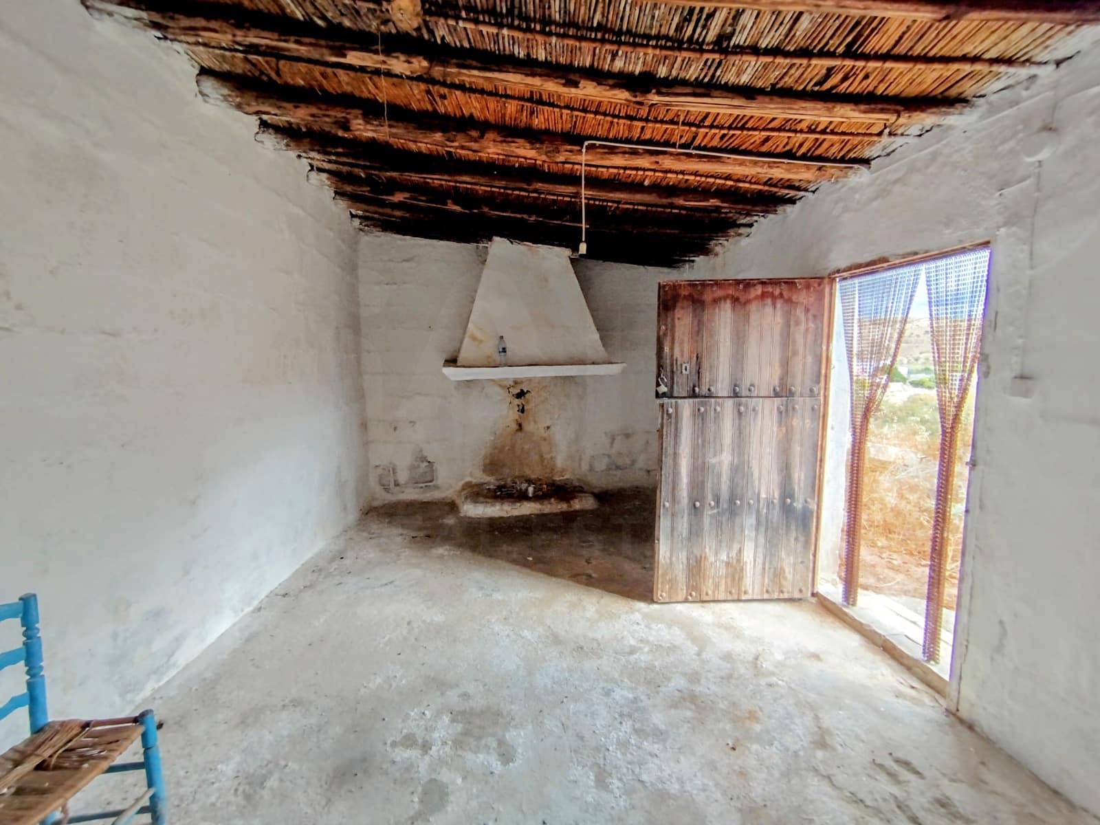 4 soverom Hus til salgs i Almeria by med svømmebasseng - € 46 000 (Ref: 9988946)