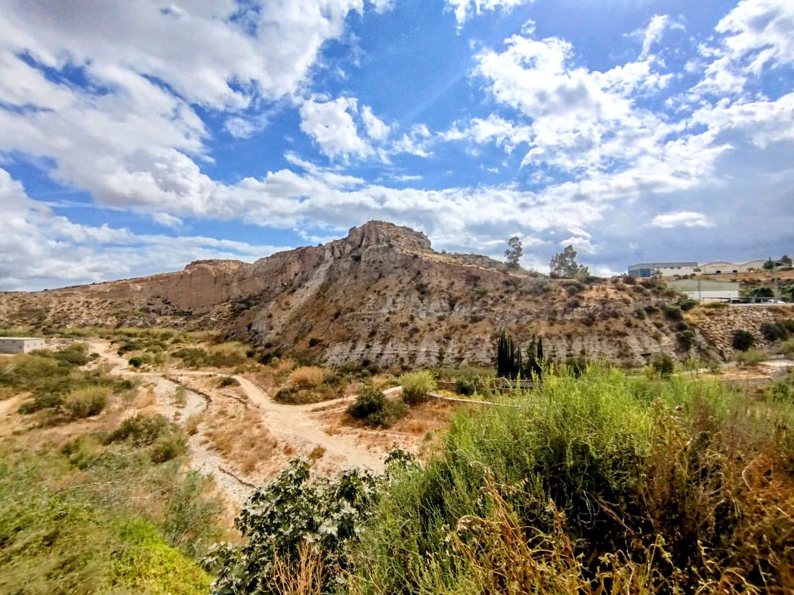 4 soverom Hus til salgs i Almeria by med svømmebasseng - € 46 000 (Ref: 9988946)