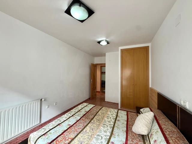3 quarto Apartamento para venda em Ibi - 153 000 € (Ref: 9988947)