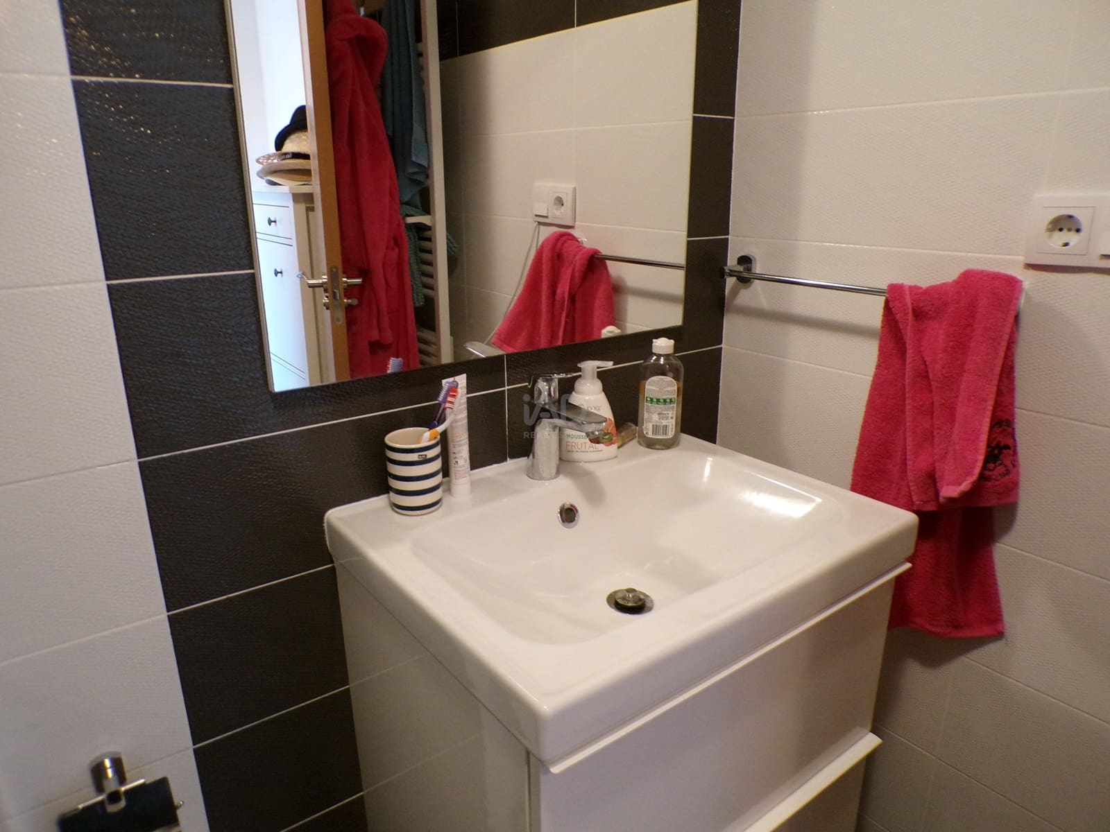 2 soverom Leilighet til salgs i Calas de Mallorca med svømmebasseng - € 355 000 (Ref: 9988949)