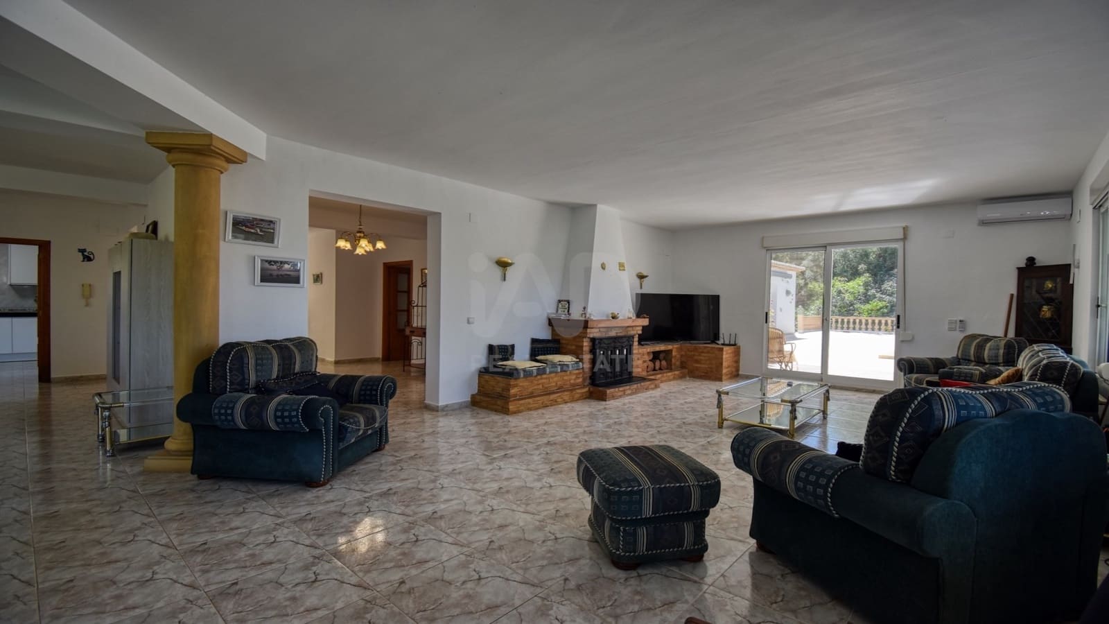 4 soverom Villa til salgs i Pedreguer med svømmebasseng garasje - € 875 000 (Ref: 9988951)