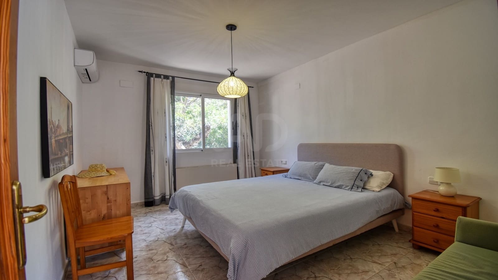 4 soverom Villa til salgs i Pedreguer med svømmebasseng garasje - € 875 000 (Ref: 9988951)