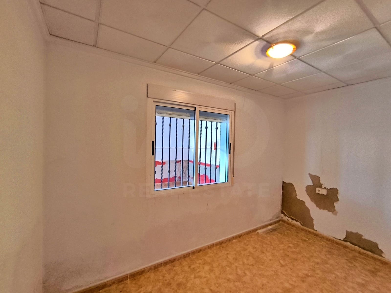 4 soveværelse Byhus til salg i Valverde med garage - € 389.000 (Ref: 9988955)