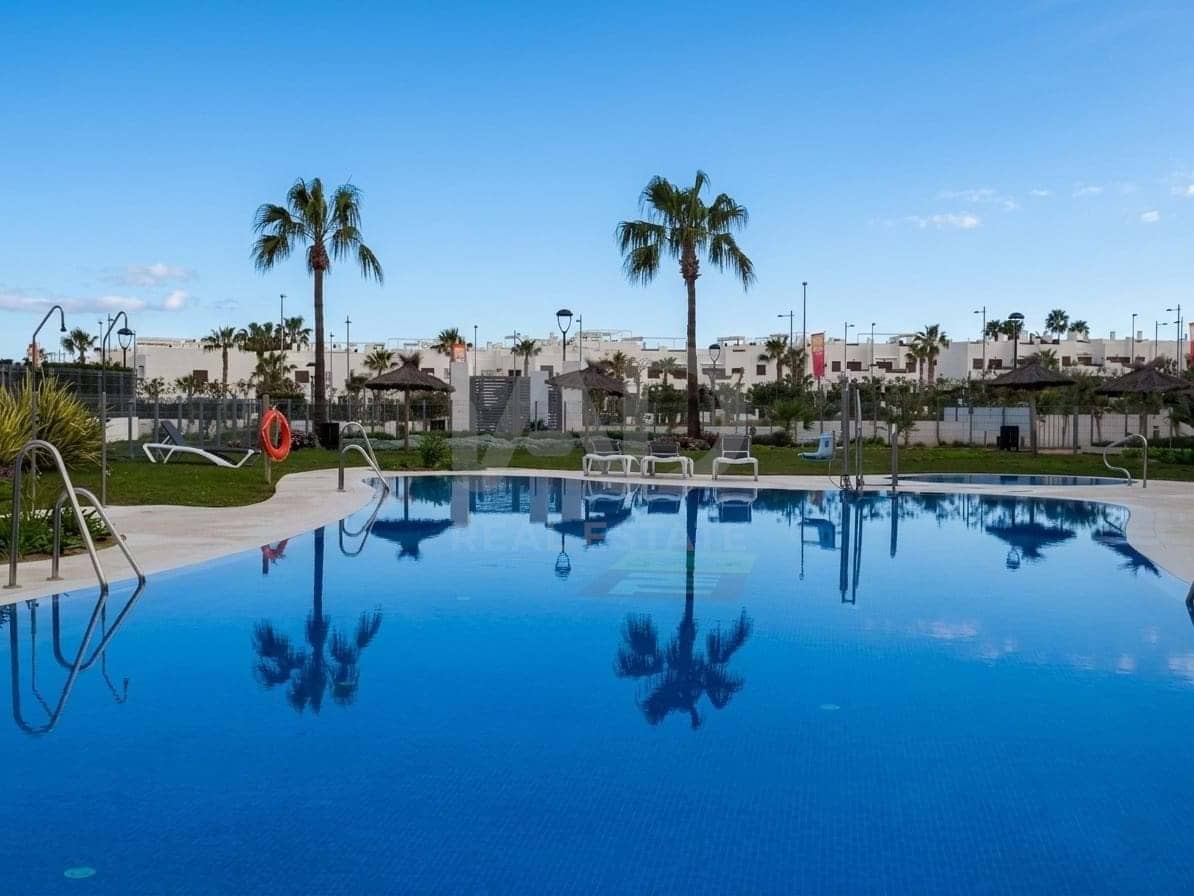 2 sypialnia Apartament na sprzedaż w Miasto Almeria z basenem garażem - 245 000 € (Ref: 9988957)