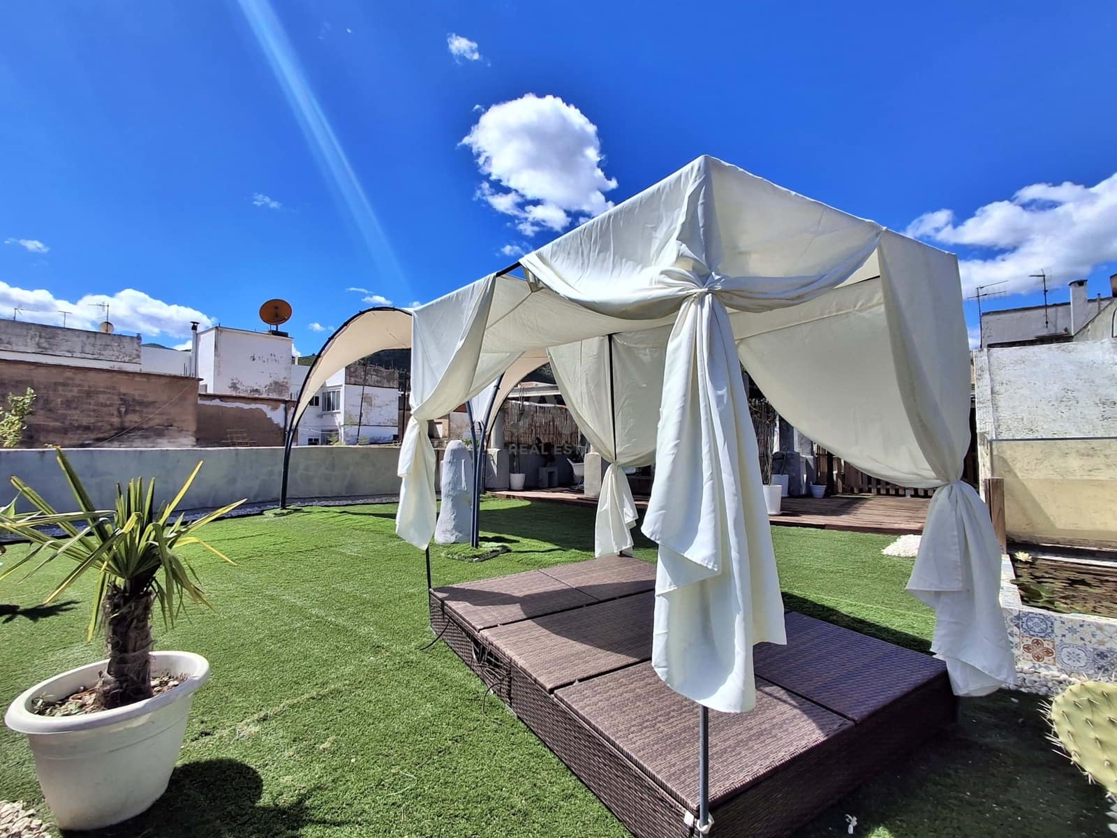 4 camera da letto Casa in vendita in Alicante citta - 259.000 € (Rif: 9988958)