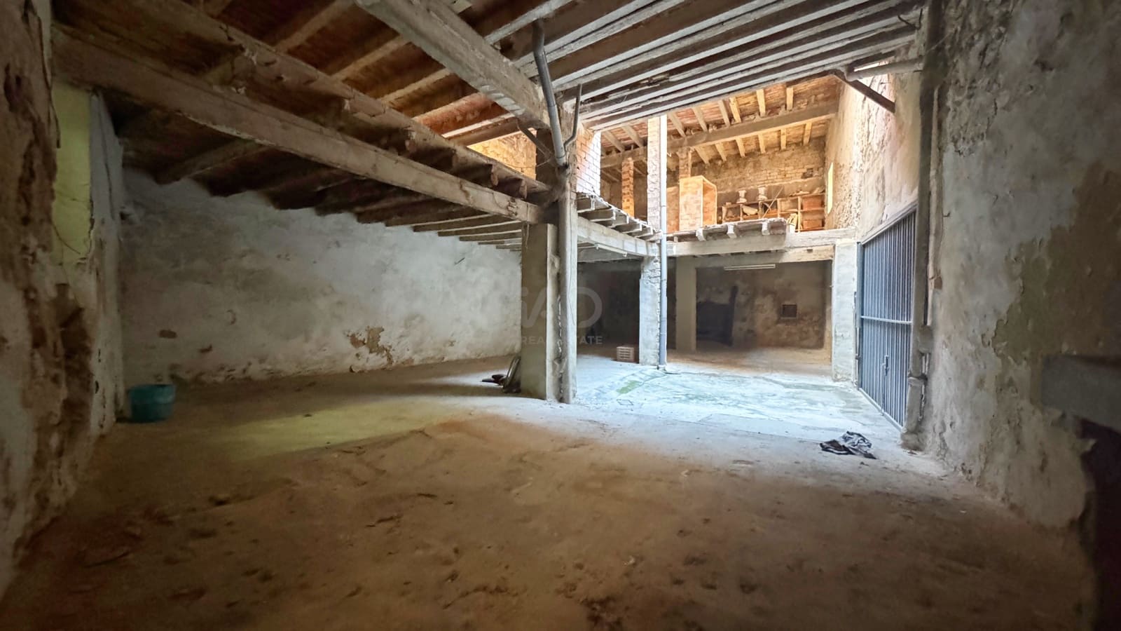 6 makuuhuone Omakotitalo myytävänä paikassa Alicante kaupunki mukana 
autotalli - 190 000 € (Ref: 9988959)