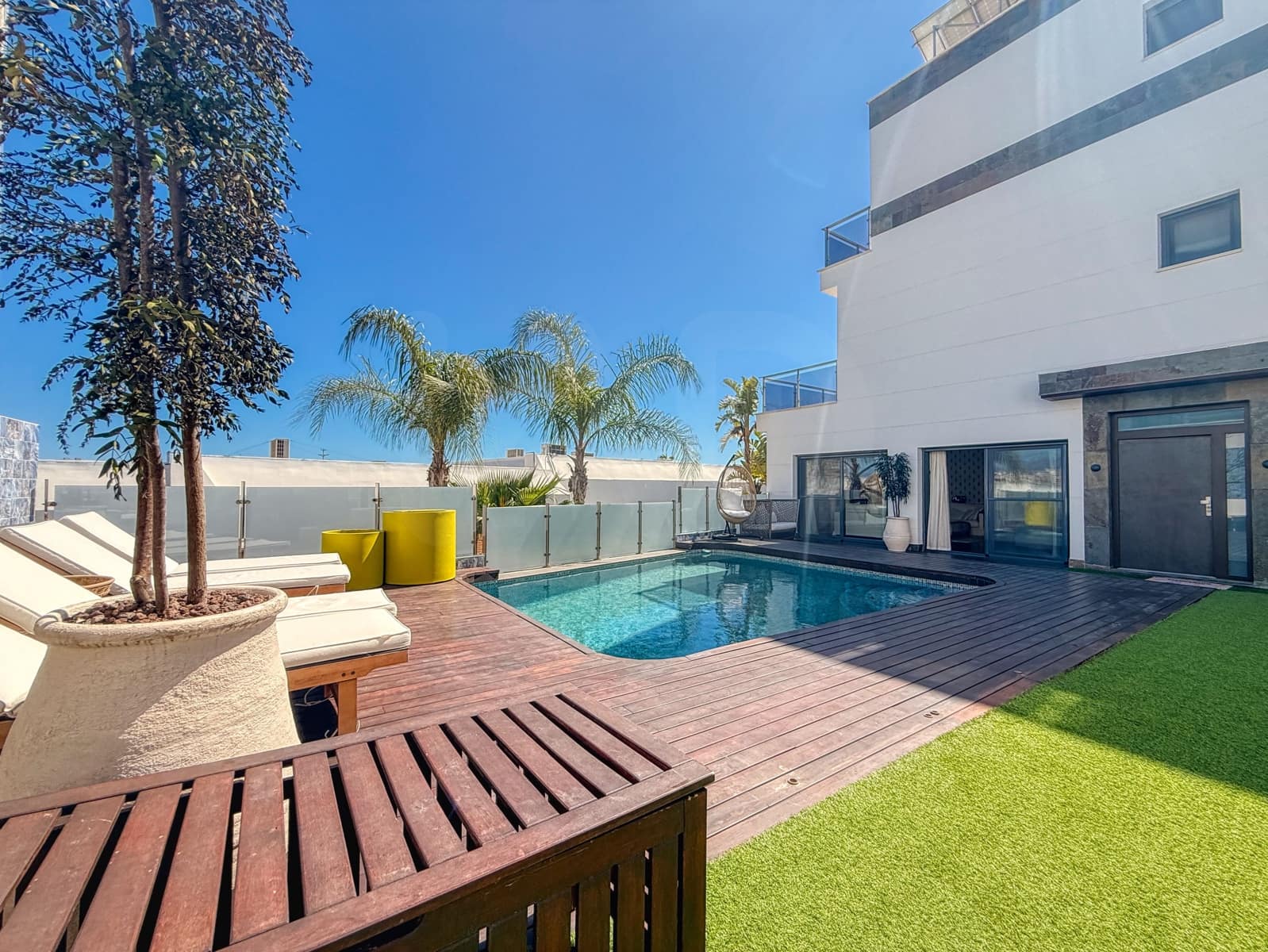 5 chambre Villa/Maison à vendre à Alicante ville avec piscine garage - 2 000 000 € (Ref: 9988960)