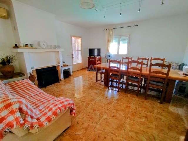 Finca/Casa Rural de 7 habitaciones en Sorbas en venta con piscina garaje - 190.000 € (Ref: 9988964)