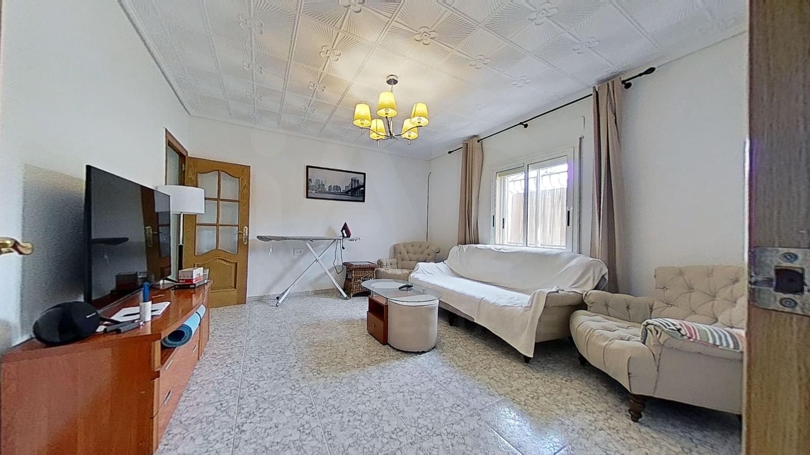 Casa de 3 habitaciones en Alicante / Alacant ciudad en venta con garaje - 245.000 € (Ref: 9988965)