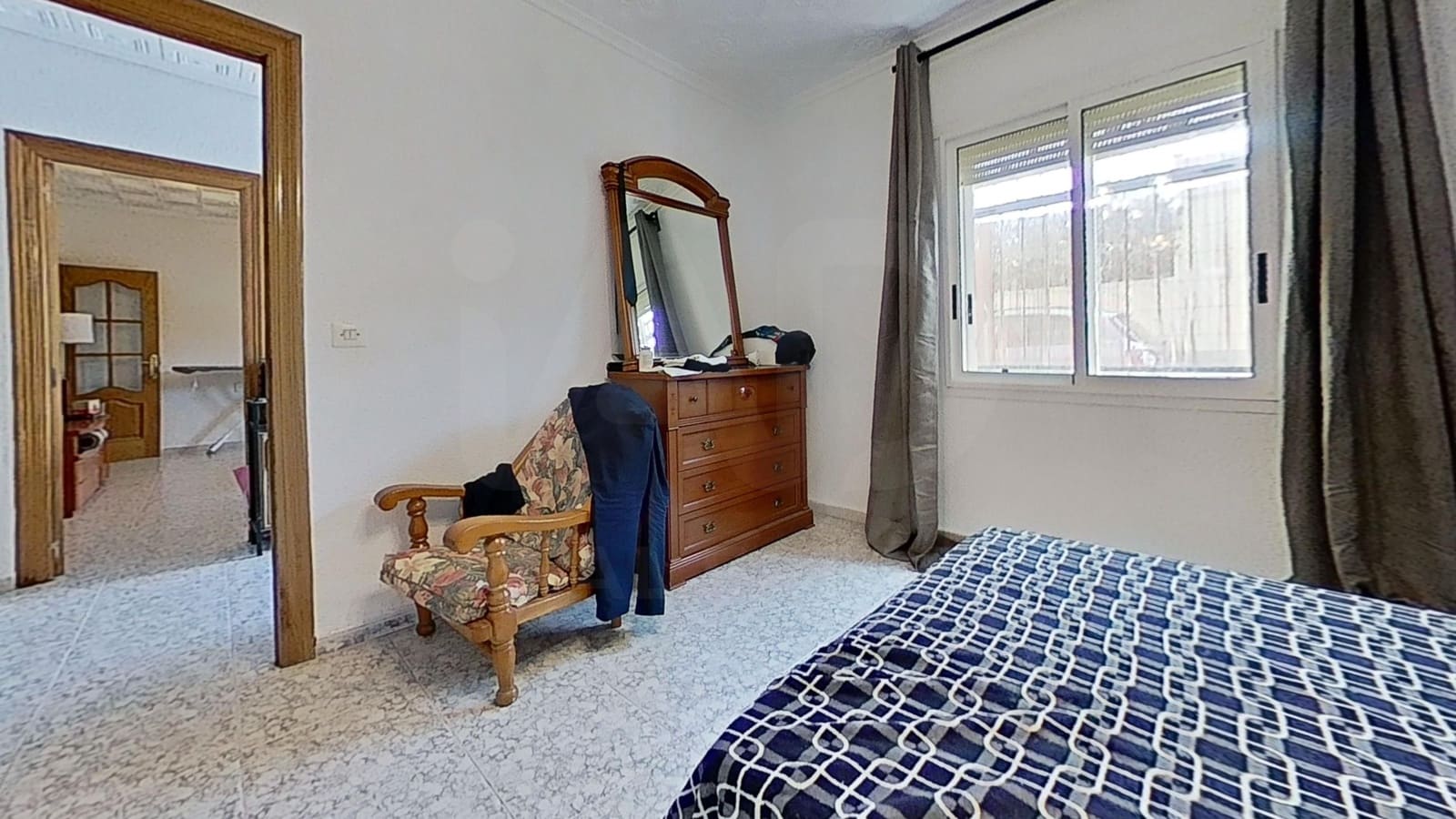Casa de 3 habitaciones en Alicante / Alacant ciudad en venta con garaje - 245.000 € (Ref: 9988965)