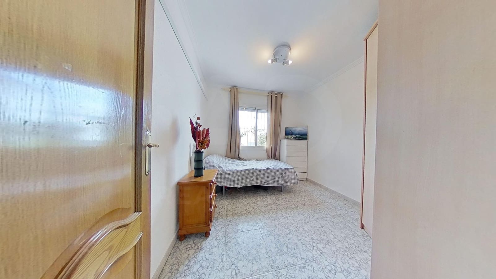 Casa de 3 habitaciones en Alicante / Alacant ciudad en venta con garaje - 245.000 € (Ref: 9988965)