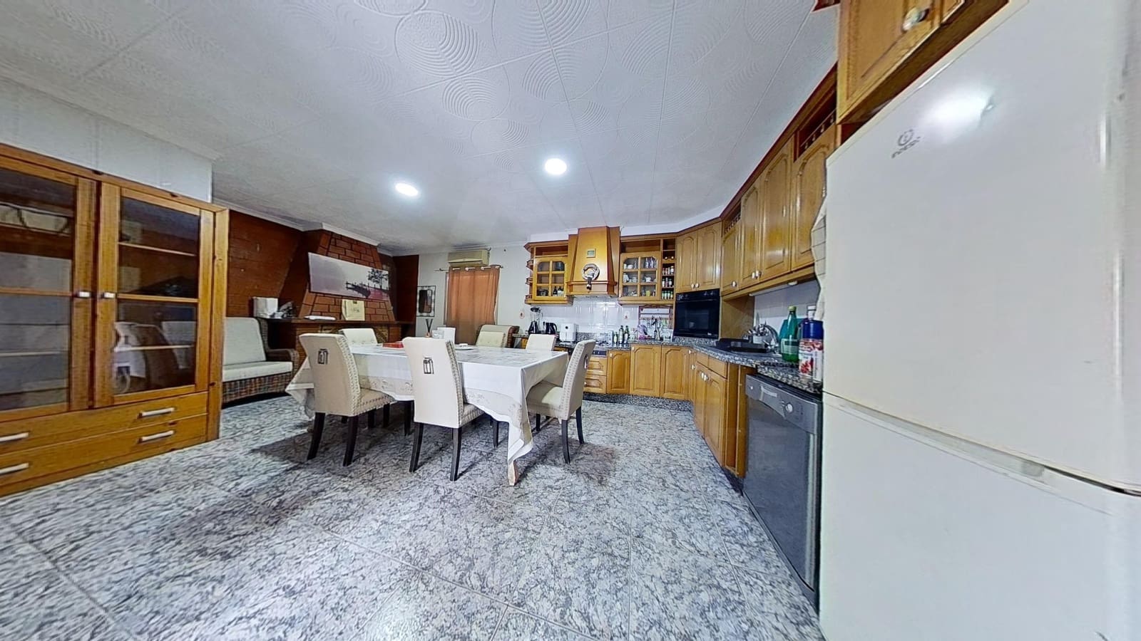 Casa de 3 habitaciones en Alicante / Alacant ciudad en venta con garaje - 245.000 € (Ref: 9988965)