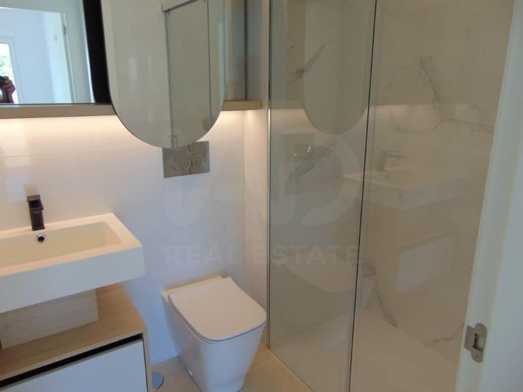 2 soveværelse Penthouse til salg i Pueblo Bravo med swimmingpool - € 299.000 (Ref: 9988966)
