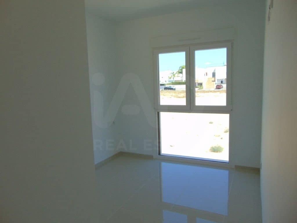 2 soveværelse Penthouse til salg i Pueblo Bravo med swimmingpool - € 299.000 (Ref: 9988966)