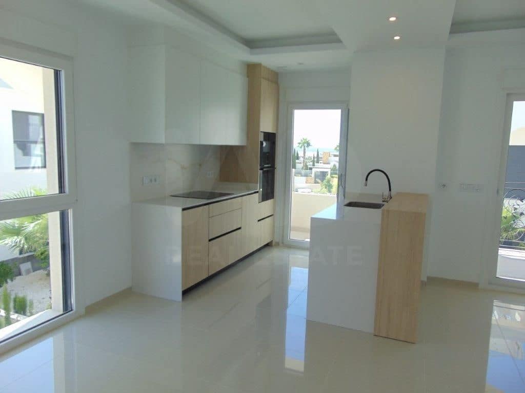 2 soveværelse Penthouse til salg i Pueblo Bravo med swimmingpool - € 299.000 (Ref: 9988966)