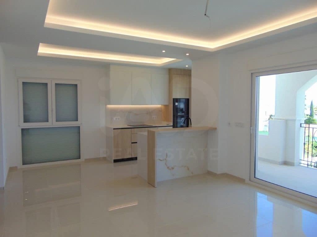 2 soveværelse Penthouse til salg i Pueblo Bravo med swimmingpool - € 299.000 (Ref: 9988966)