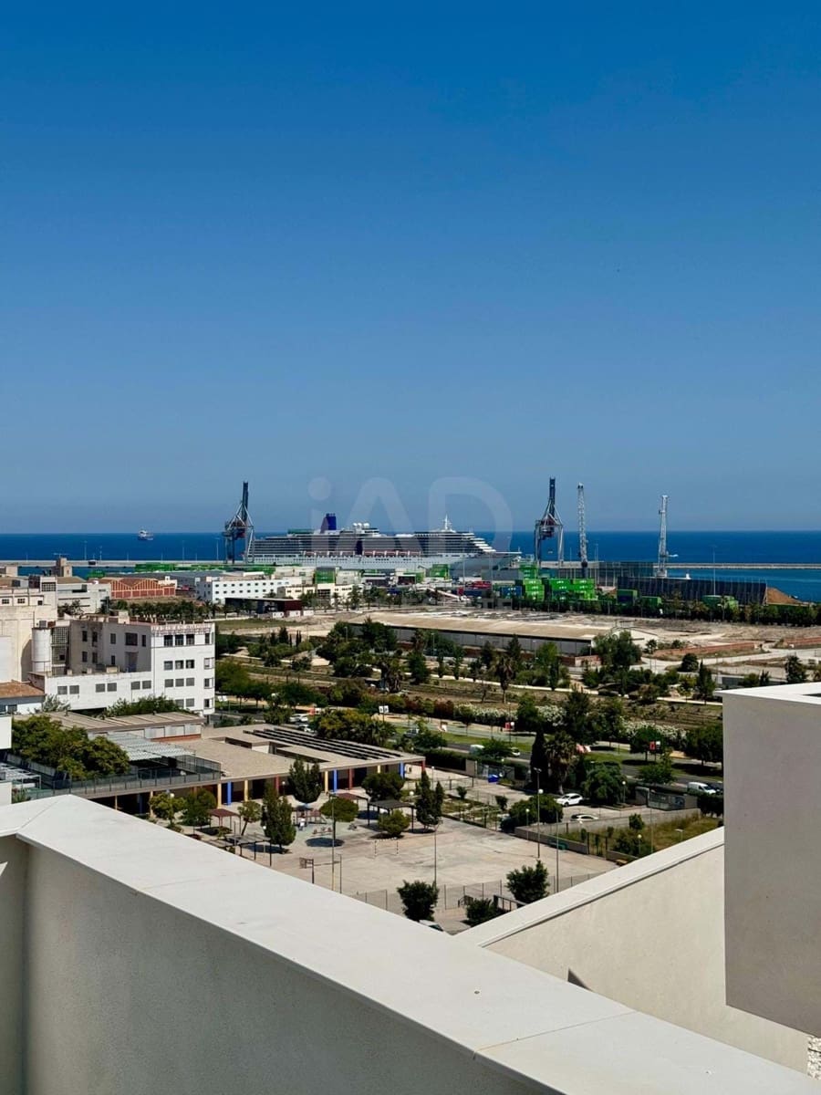 Apartamento de 2 habitaciones en Alicante / Alacant ciudad en venta con piscina garaje - 389.000 € (Ref: 9988967)