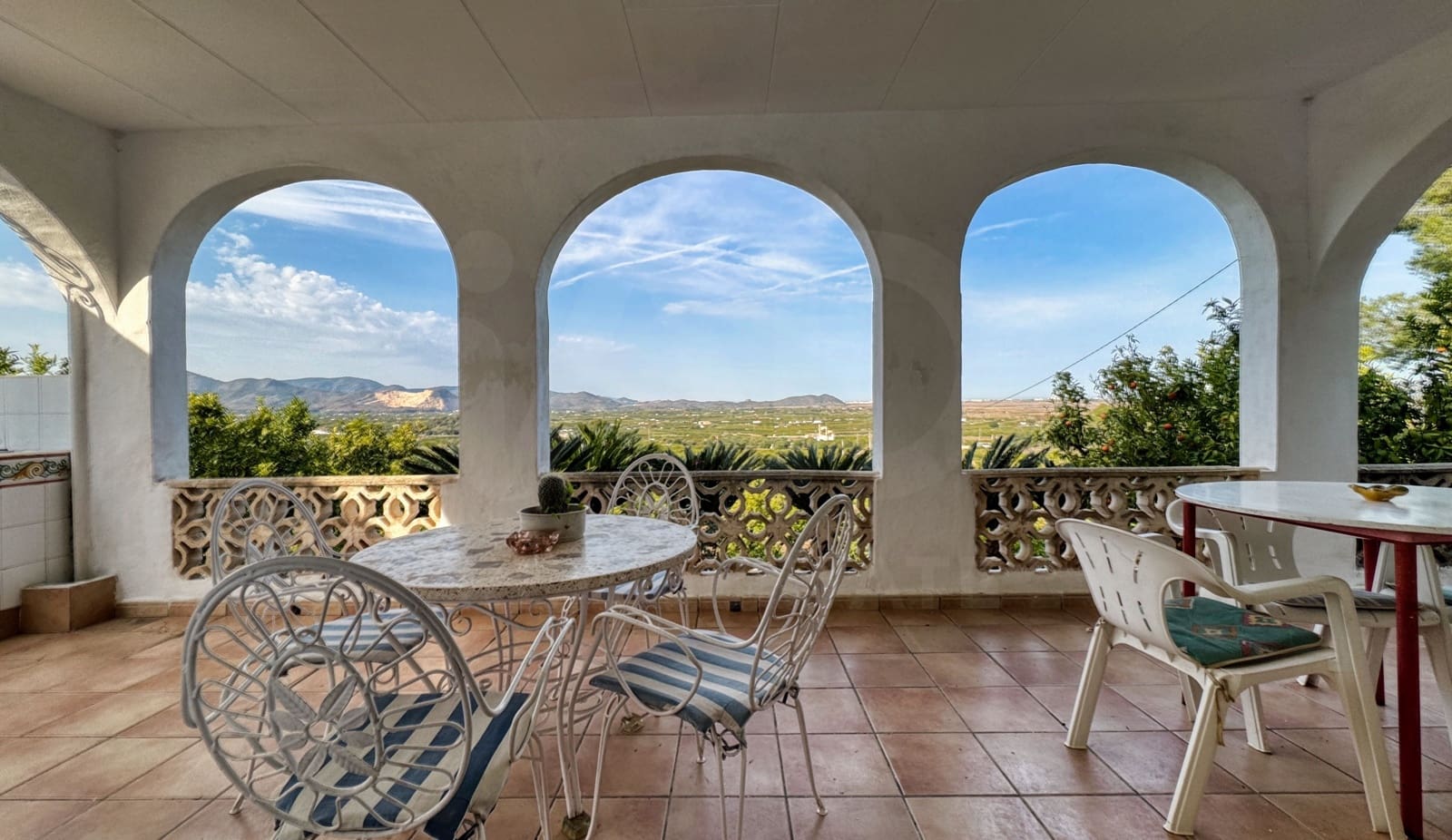 2 Zimmer Finca/Landgut zu verkaufen in Alicante / Alacant Stadt - 175.000 € (Ref: 9988968)