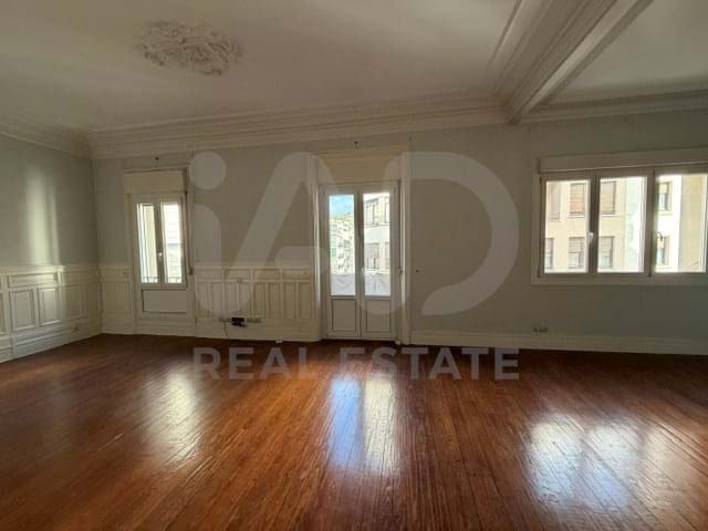 3 makuuhuone Huoneisto myytävänä paikassa Bilbao - 675 000 € (Ref: 9988970)