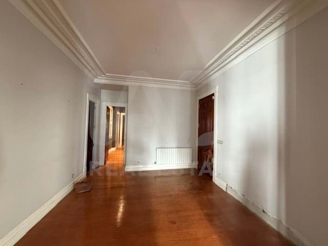 3 makuuhuone Huoneisto myytävänä paikassa Bilbao - 675 000 € (Ref: 9988970)