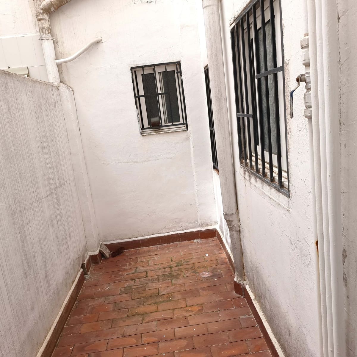 4 sovrum Lägenhet till salu i Valencia stad med garage - 185 000 € (Ref: 9988971)