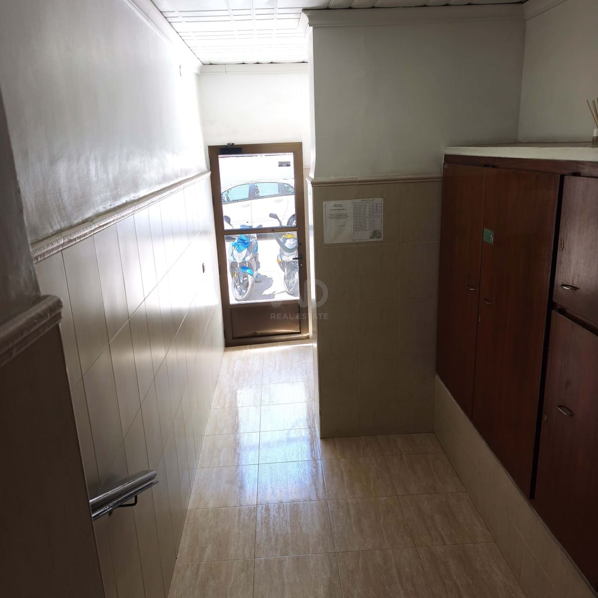 4 sovrum Lägenhet till salu i Valencia stad med garage - 185 000 € (Ref: 9988971)