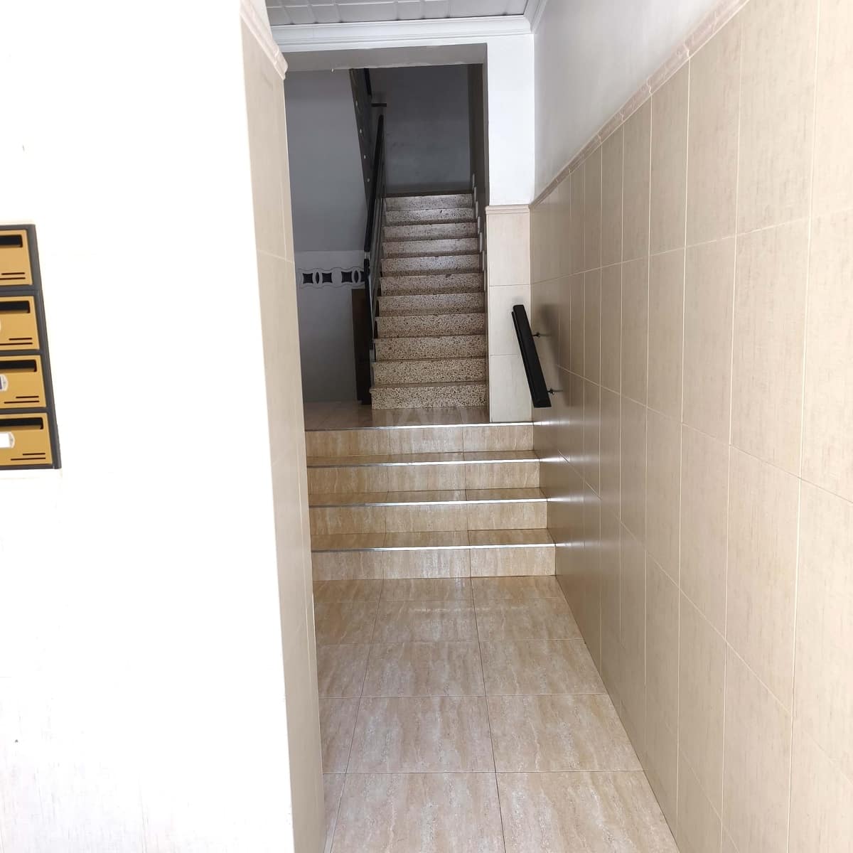 4 sovrum Lägenhet till salu i Valencia stad med garage - 185 000 € (Ref: 9988971)