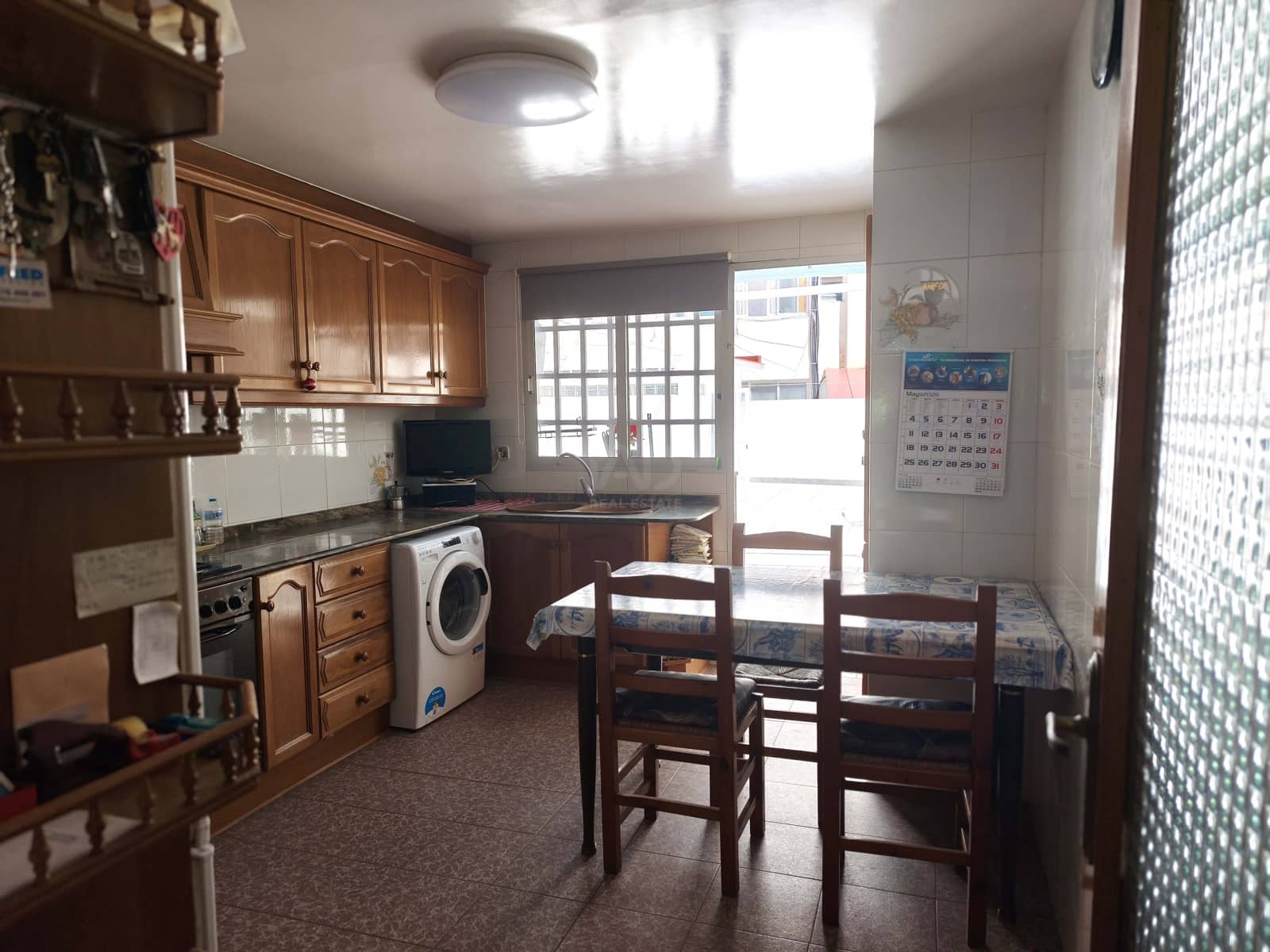 4 sovrum Lägenhet till salu i Valencia stad med garage - 185 000 € (Ref: 9988971)