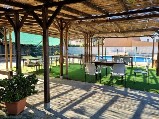 Kommersiell til salgs i Tarragona by - € 1 150 000 (Ref: 9988981)
