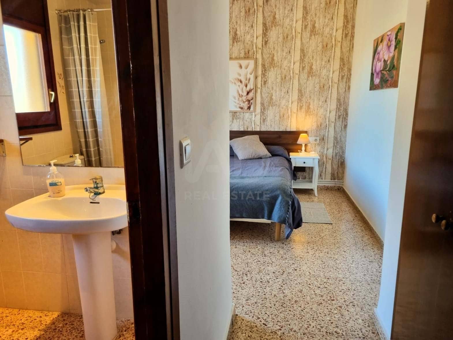 Kommersiell til salgs i Tarragona by - € 1 150 000 (Ref: 9988981)