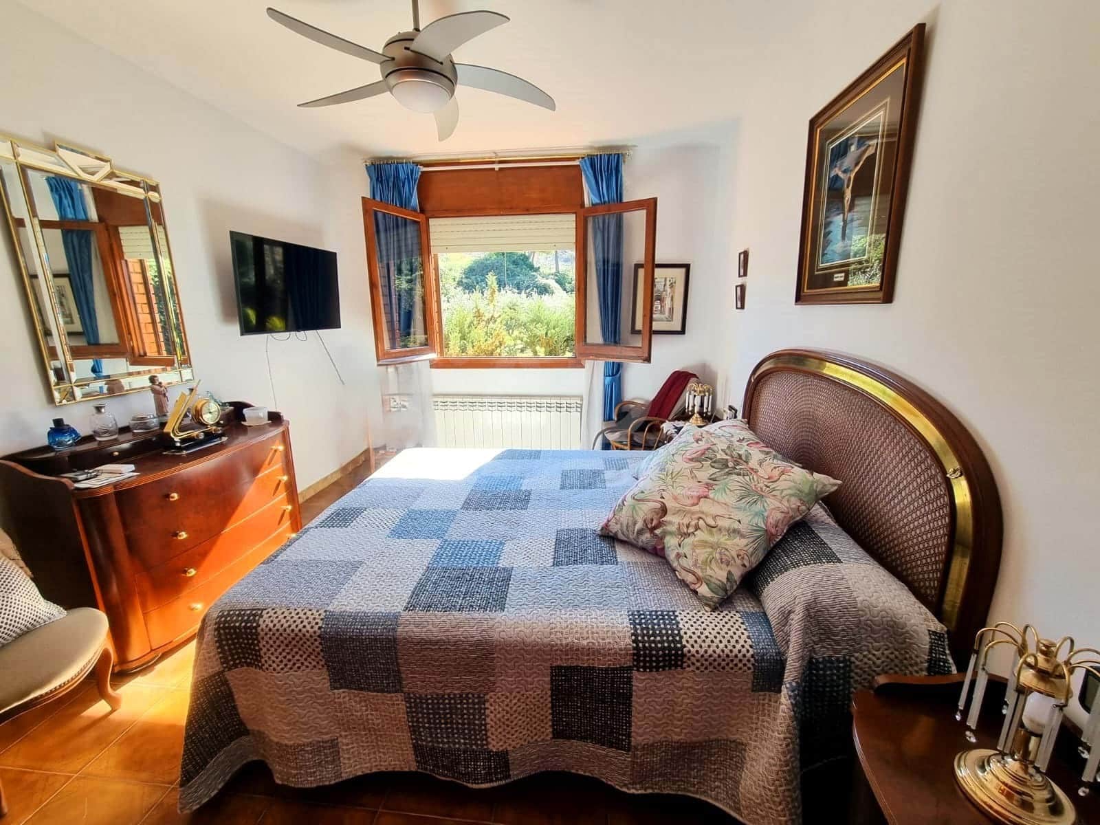 Kommersiell til salgs i Tarragona by - € 1 150 000 (Ref: 9988981)