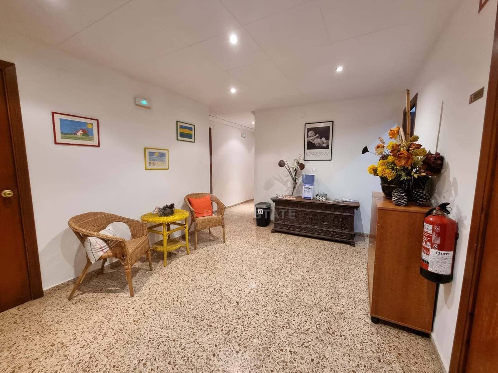 Kommersiell til salgs i Tarragona by - € 1 150 000 (Ref: 9988981)