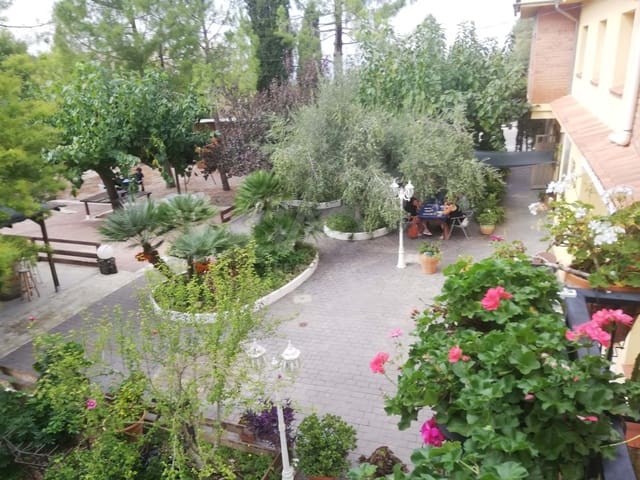 Kommersiell til salgs i Tarragona by - € 1 150 000 (Ref: 9988981)