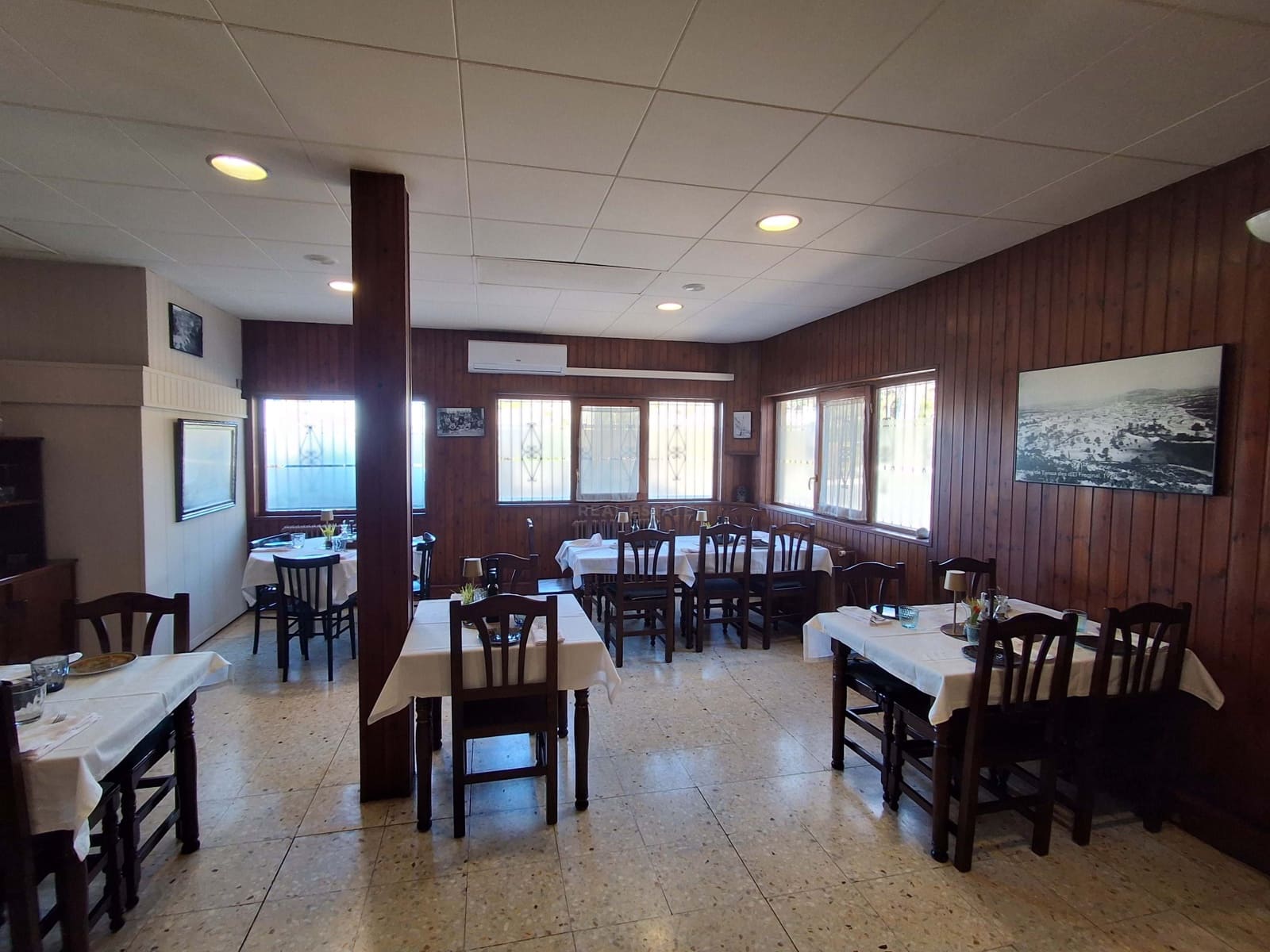 Kommersiell til salgs i Tarragona by - € 1 150 000 (Ref: 9988981)