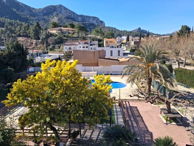Kommersiell til salgs i Tarragona by - € 1 150 000 (Ref: 9988981)