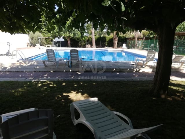 Kommersiell til salgs i Tarragona by - € 1 150 000 (Ref: 9988981)