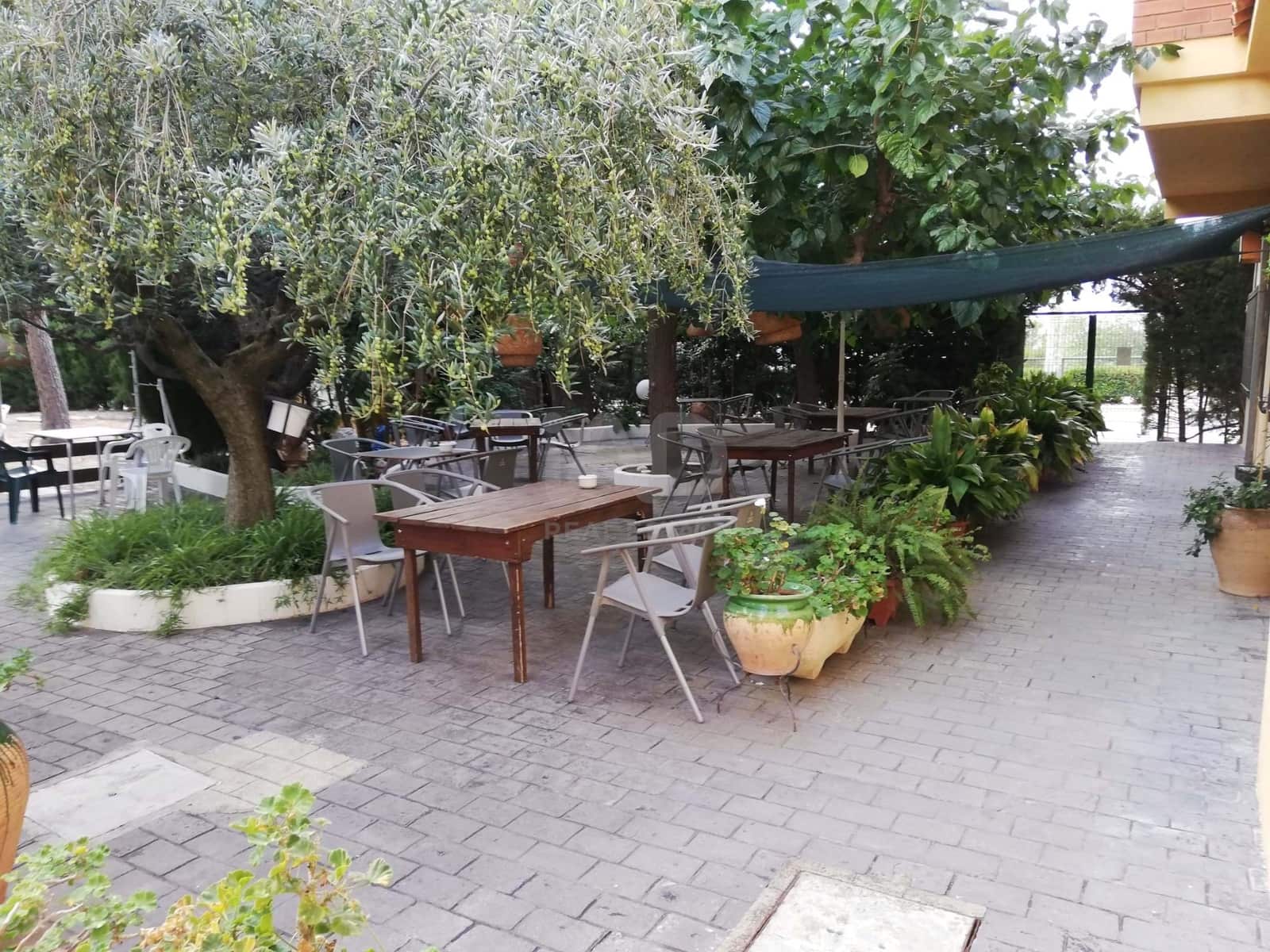 Kommersiell til salgs i Tarragona by - € 1 150 000 (Ref: 9988981)