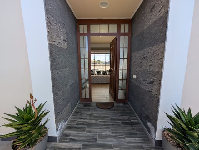 4 slaapkamer Villa te koop in La Escalona, Vilaflor met garage - € 950.000 (Ref: 9988986)