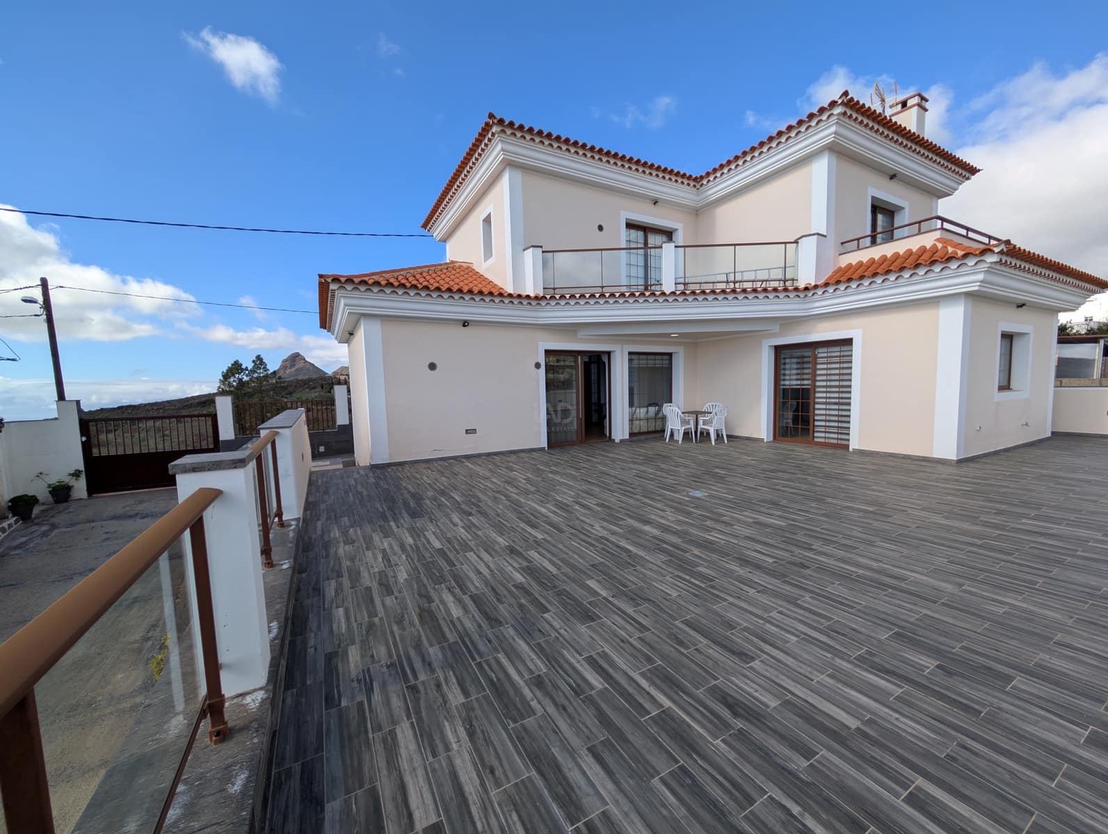 4 slaapkamer Villa te koop in La Escalona met garage - € 950.000 (Ref: 9988986)
