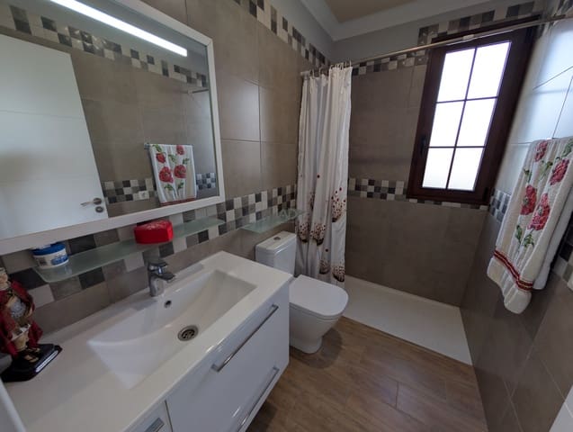 4 slaapkamer Villa te koop in La Escalona, Vilaflor met garage - € 950.000 (Ref: 9988986)