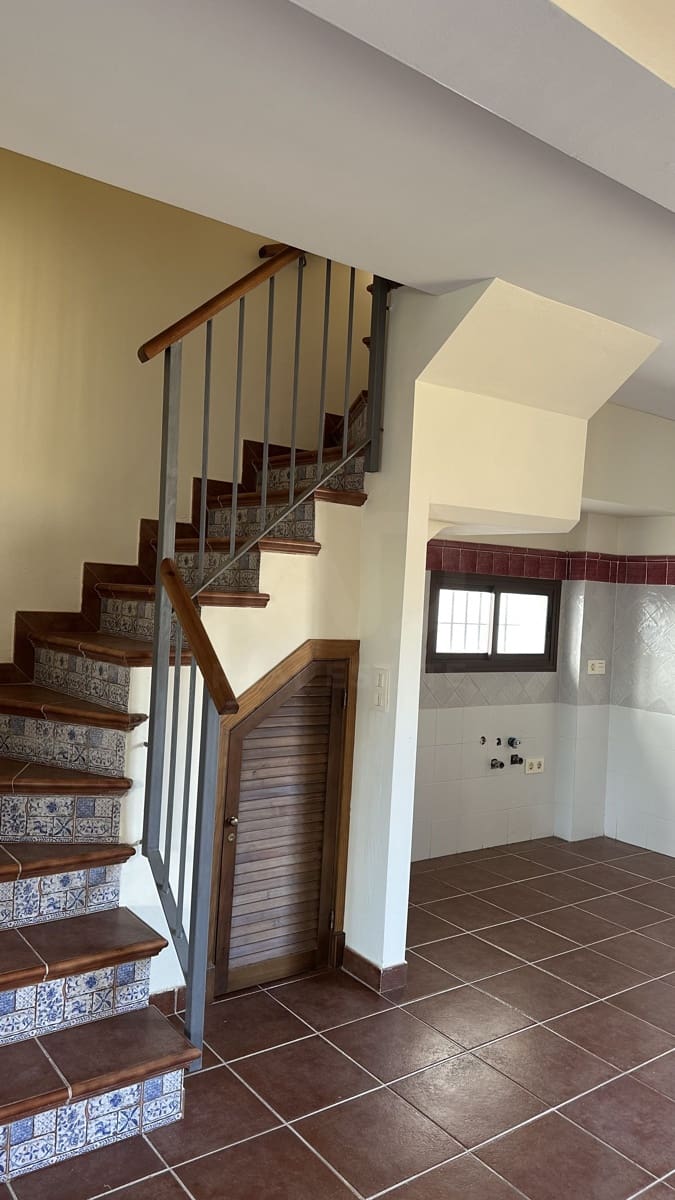 1 soverom Hus til salgs i Sevilla by med svømmebasseng - € 111 500 (Ref: 9988987)