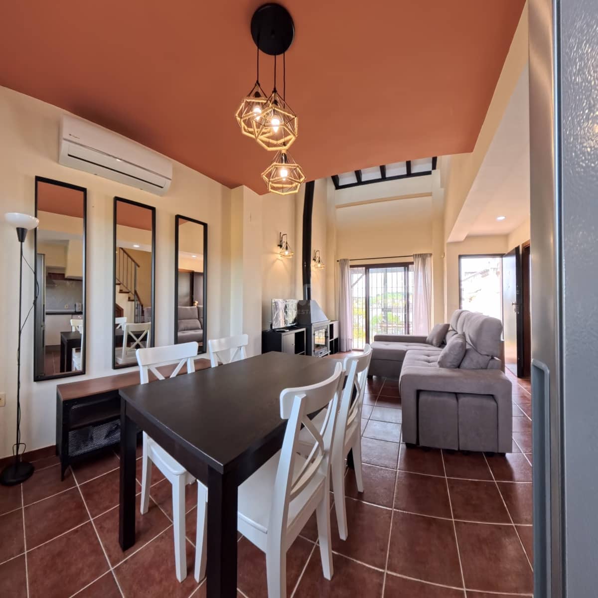 1 soverom Hus til salgs i Sevilla by med svømmebasseng - € 111 500 (Ref: 9988987)