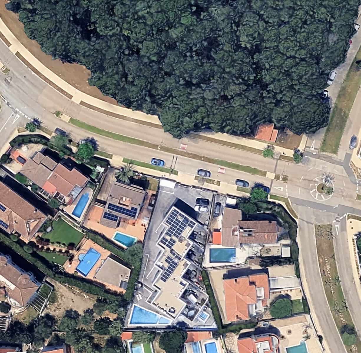 Erhverv til salg i Tarragona by med swimmingpool - € 1.800.000 (Ref: 9988988)