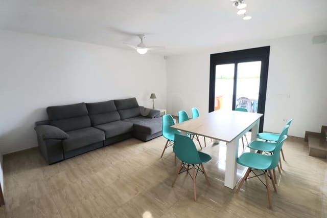 Erhverv til salg i Tarragona by med swimmingpool - € 1.800.000 (Ref: 9988988)