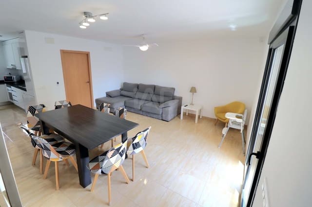 Erhverv til salg i Tarragona by med swimmingpool - € 1.800.000 (Ref: 9988988)