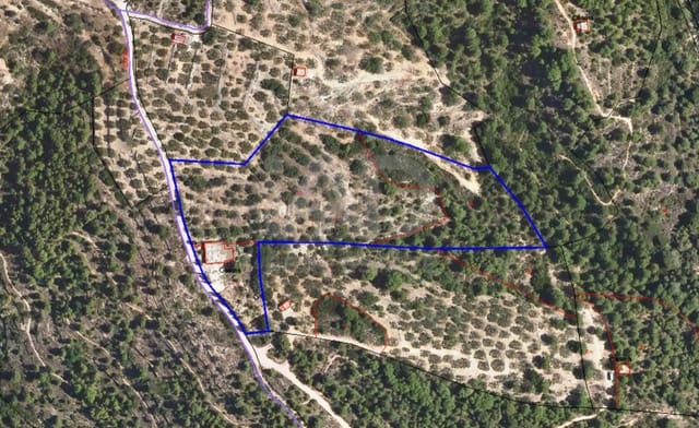 Ubebygd land til salgs i Tarragona by - € 85 000 (Ref: 9988992)