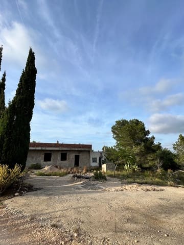 Ubebygd land til salgs i Tarragona by - € 85 000 (Ref: 9988992)